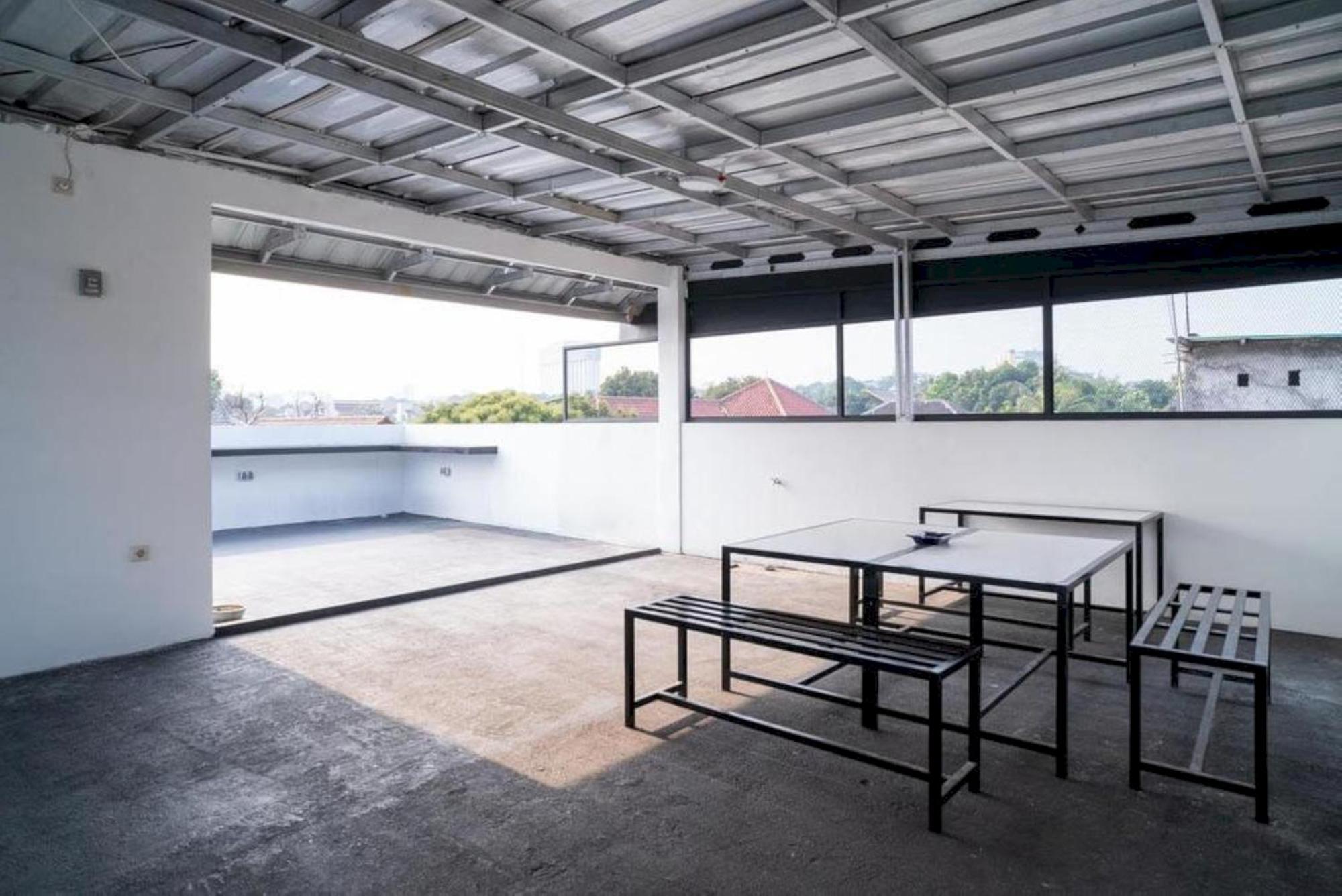 Hotel Oyo 94143 Mahagoni House Syariah