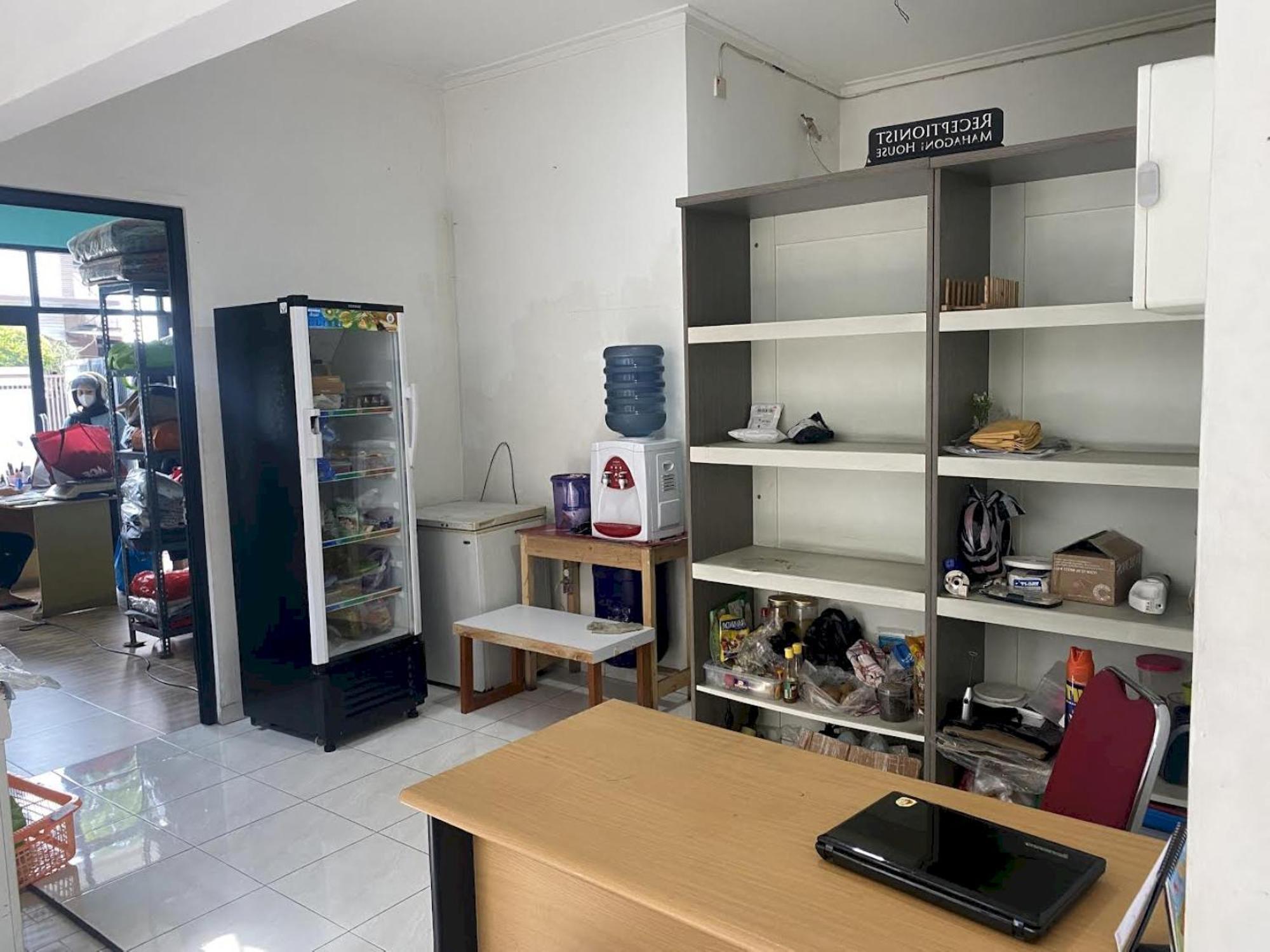 Oyo 94143 Mahagoni House Syariah Bogor