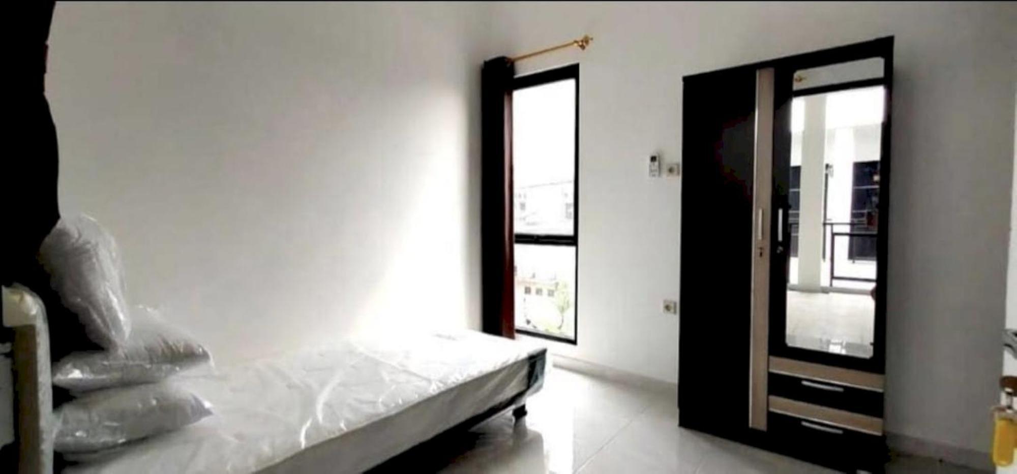 Oyo 94143 Mahagoni House Syariah 2* Bogor