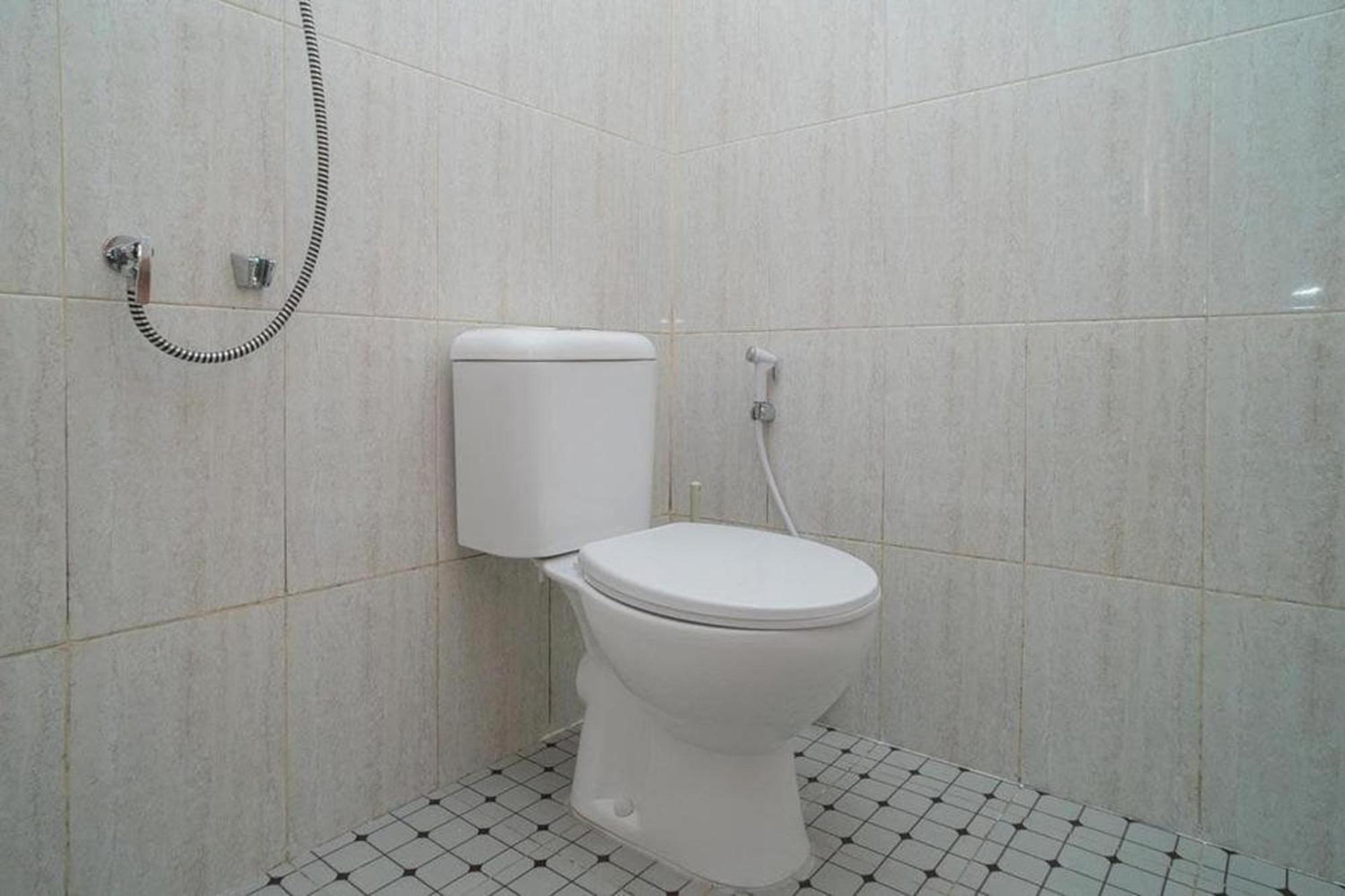 Hotel Oyo 94143 Mahagoni House Syariah